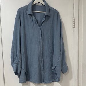 Carly Jean Los Angeles Blue Button-Up Blouse